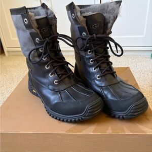 UGG Adirondack Boot II 1906 Black and Gray Leather Boots